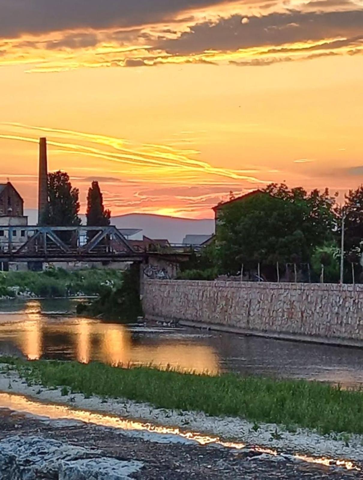 "My Life" Luxury River Apartments Ni Extérieur photo